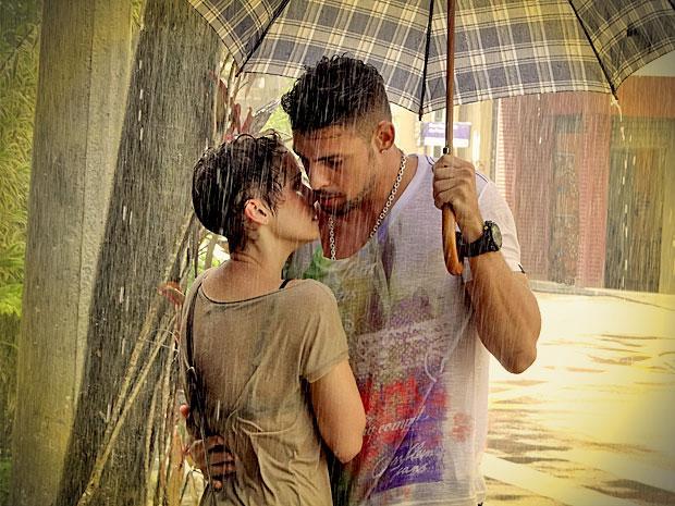 7 cenas de beijo na chuva para inspirar seu romance 