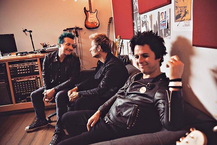 Green Day lança o clipe de “Bang Bang”; relembre sucessos da banda 