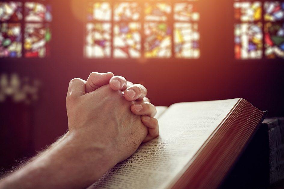 Novena sagrada: conquiste seu emprego com a ajuda divina 