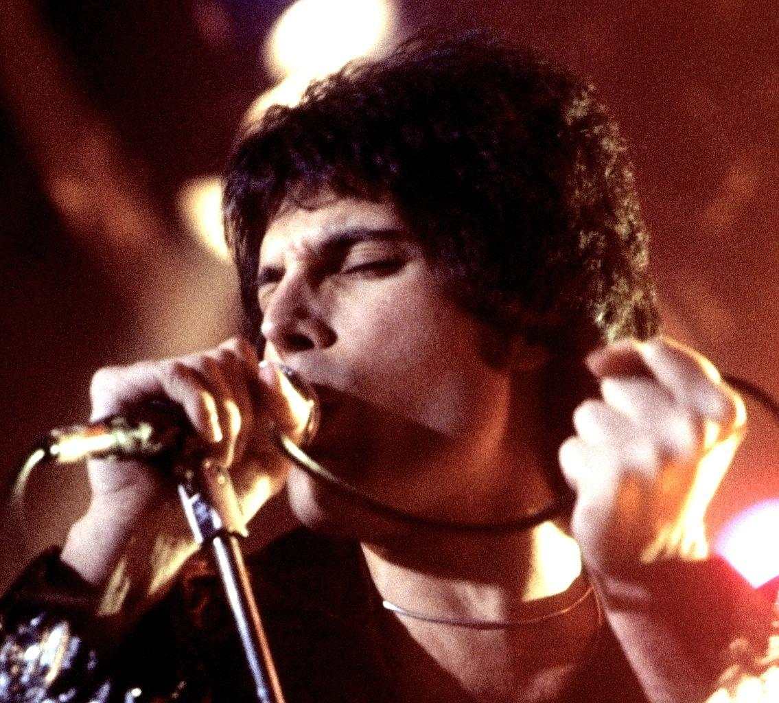 Freddie Mercury: saiba mais sobre a infância do ilustre vocalista do Queen 