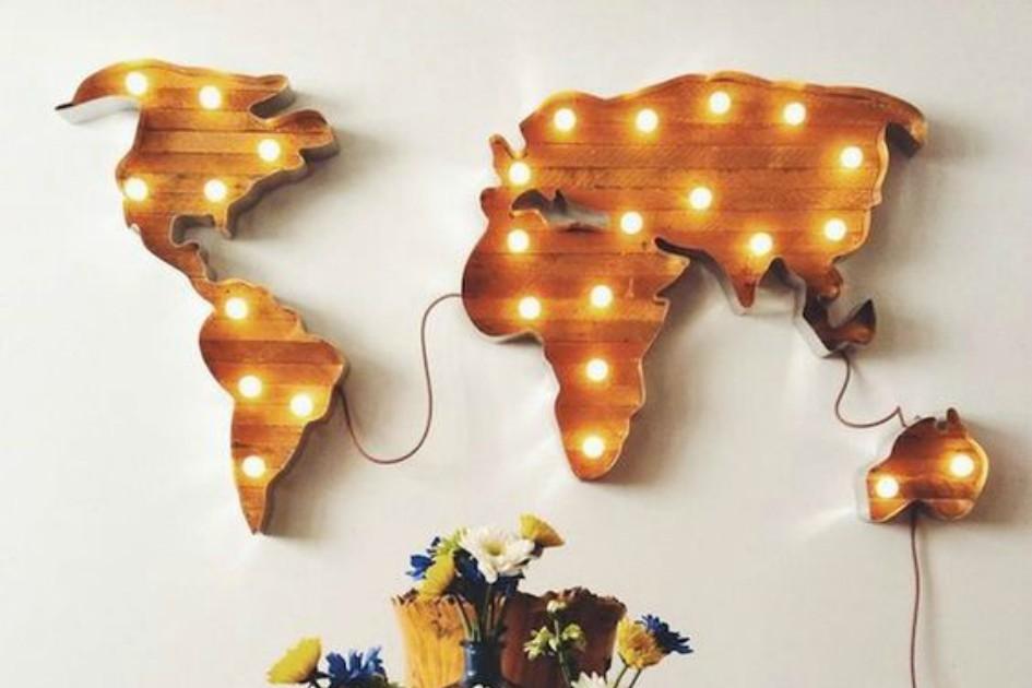 Use lâmpadas na decoração de forma criativa! 9 ideias para copiar 