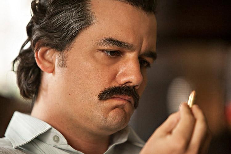 5 erros da 2ª temporada de Narcos apontados pelo filho de Pablo Escobar 