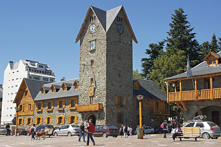 San Carlos de Bariloche possui atrações totalmente diversificadas, ao contrário dos que pensam que tudo na região se resume a neve e esqui