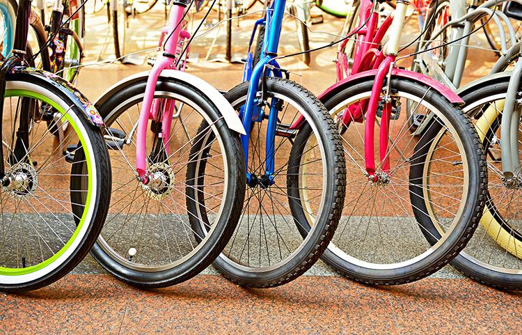 Para comemorar esse Dia das Crianças (12.10), descubra como surgiram um dos brinquedos mais famosos entre os pequenos: as bicicletas.