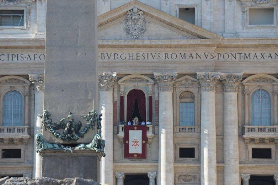 Brasão do Papa Francisco: entenda o seu significado dos símbolos religiosos! 