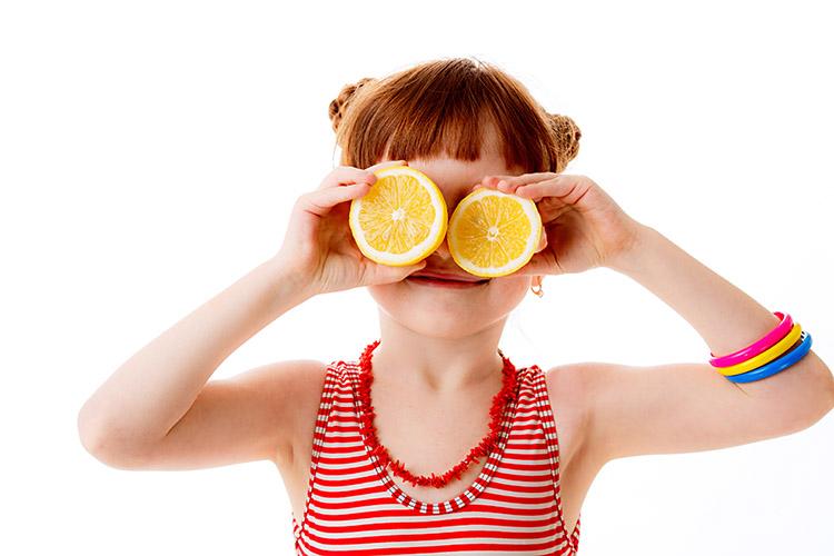 Saiba quais vitaminas são essenciais na alimentação das crianças 