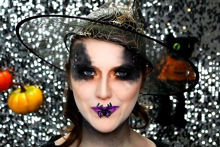Dia 31 de outubro é o dia das bruxas. Que tal aprender um passo a passo de maquiagem para comemorar o Halloween com um look de arrepiar?
