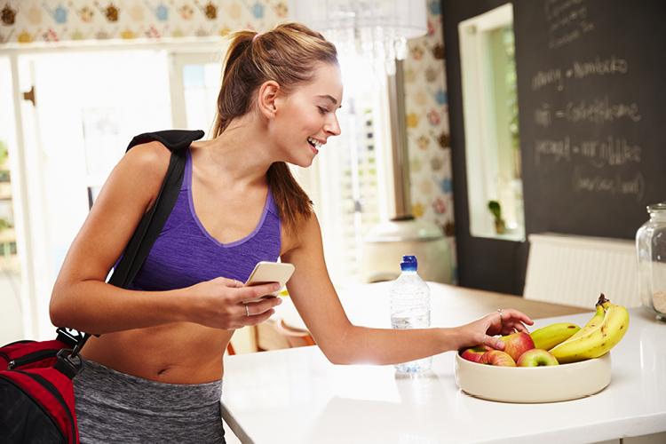 Alimentar-se bem no pré e pós-treino pode melhorar seu desempenho! 