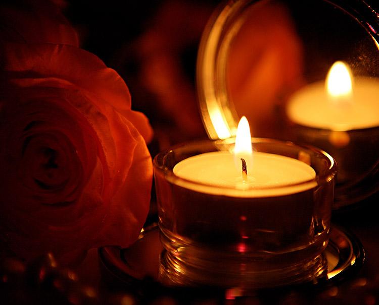 As velas são utilizadas em muitos rituais. Você sabia que cada cor possui uma vibração diferente? Descubra para quais problemas cada cor de vela é indicada!