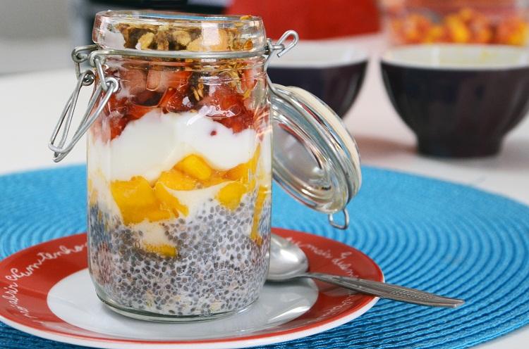 Aposte nos overnight oats para o seu café da manhã! 