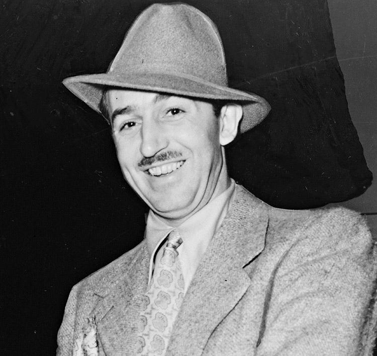 Grande empresário da indústria de animações, o norte-americano Walt Disney nascido na cidade de Chicago, faria hoje 115 anos