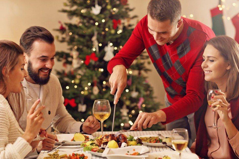 Alimentação saudável e deliciosa até no fim do ano é possível! Confira dicas para preparar uma ceia de Natal saudável com ajuda de especialistas