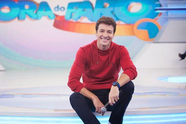 Considerado o maior apresentador da televisão brasileira, Rodrigo Faro coleciona momentos marcantes na televisão. Confira alguns!