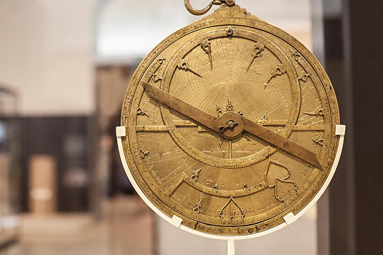 As 10 maiores invenções da Idade Média: astrolábio e quadrante 