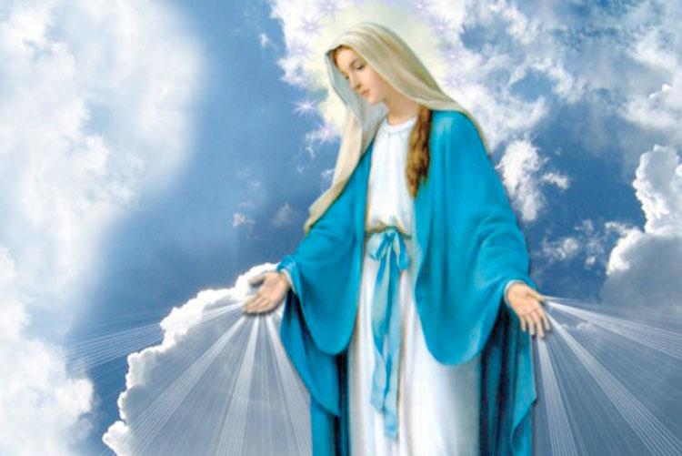 Conheça a história abençoada da oração Maria passa na frente 
