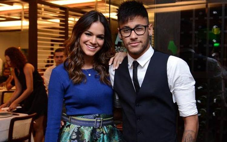 Bruna Marquezine e Neymar: recado apaixonado faz a web pirar! 