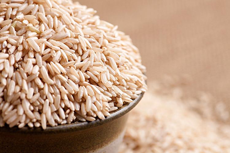 Dicas para deixar o arroz integral mais saboroso e nutritivo 