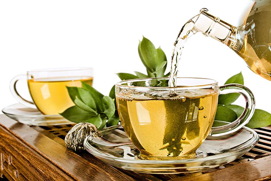 Com inúmeras propriedades terapêuticas para o organismo e para a saúde, você só tem a ganhar se incluir o chá verde em sua rotina!
