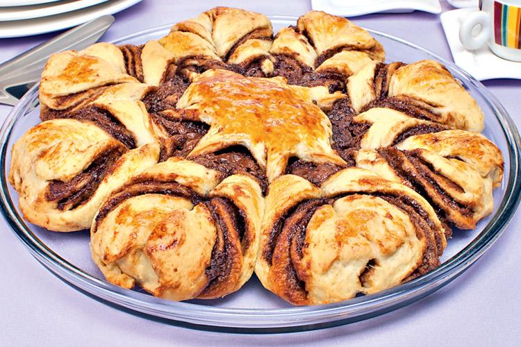 Confira esta receita de pão estrela de Nutella®, que além de delicioso, fica muito lindo e com certeza vai surpreender toda sua família!