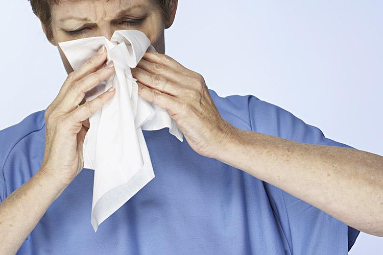 Saiba como tratar as alergias respiratórias e evitar o ronco 