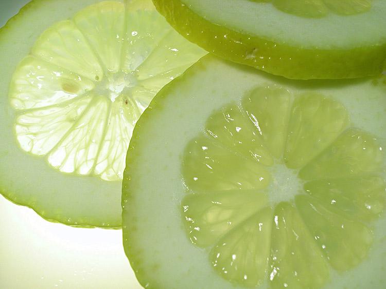 7 curiosidades e utilidades do limão que você não sabia! 