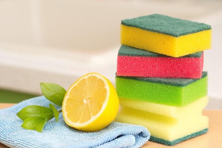 Limpeza com limão: 8 maneiras de usar a fruta na faxina 