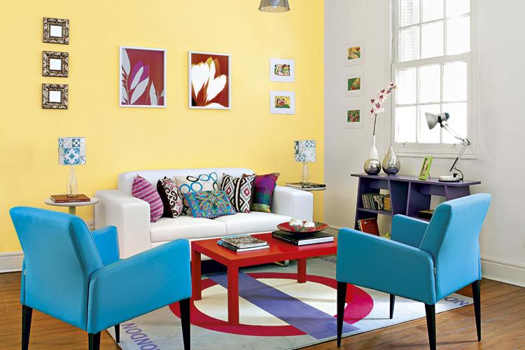 Lar colorido: cores vibrantes podem fazer a sua sala mais alegre! 