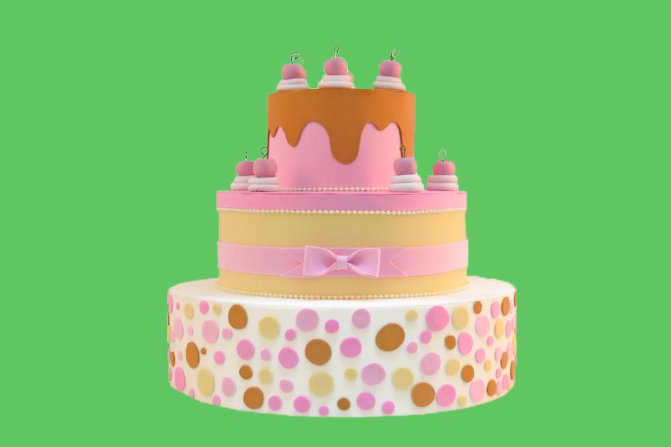 Feito com materiais como E.V.A., biscuit e isopor, o bolo fake de cupcake fica lindo em qualquer decoração! Confira e faça você mesmo!