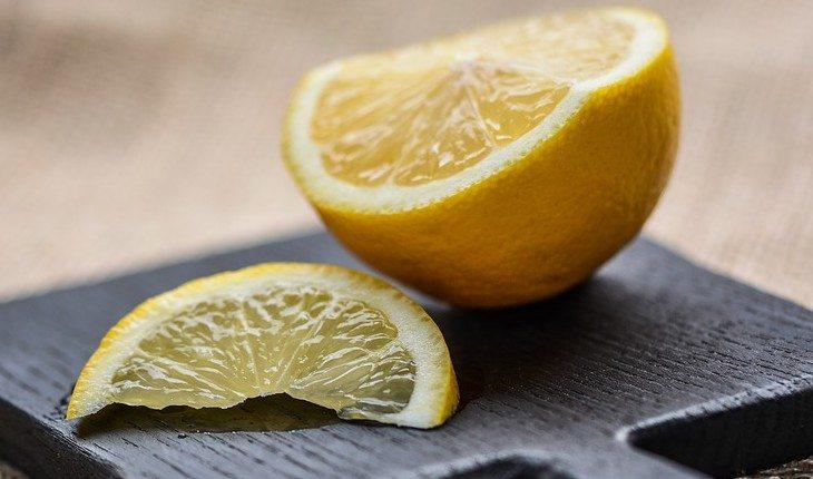 Descubra quais são os principais benefícios do limão para a saúde 