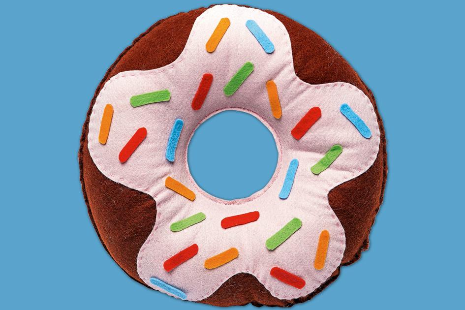 DIY: almofada de donut em feltro 