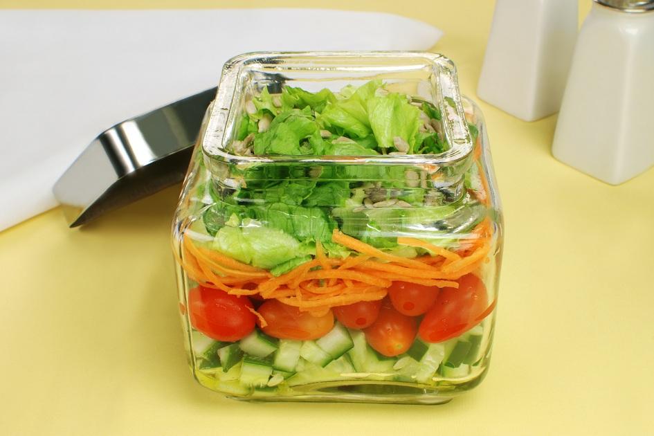 Salada no pote: uma opção saudável e saborosa para comer fora de casa 