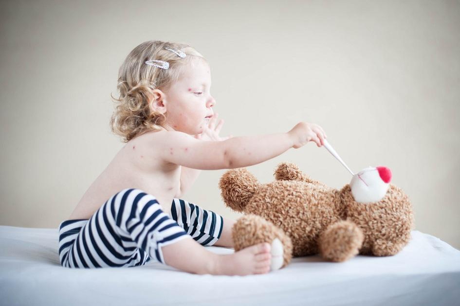 Durante a infância, é comum sofrer pequenos ferimentos e ficar resfriado em alguns dias. Mas, afinal, quando o pediatra deve ser acionado?