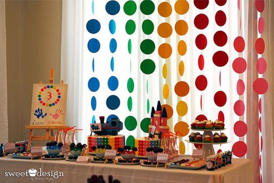 Inspire-se e faça você mesma a decoração de uma festa infantil em casa e não deixe o aniversário dos pequenos passar em branco! Confira nossa galeria!