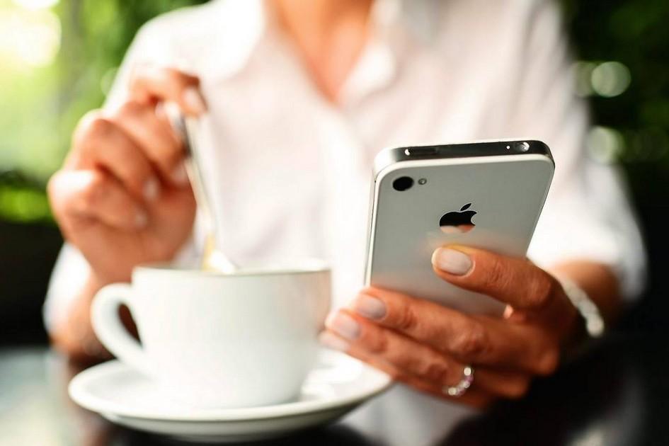 WhatsApp vai possibilitar que usuários de iPhone possam favoritar conversas! 