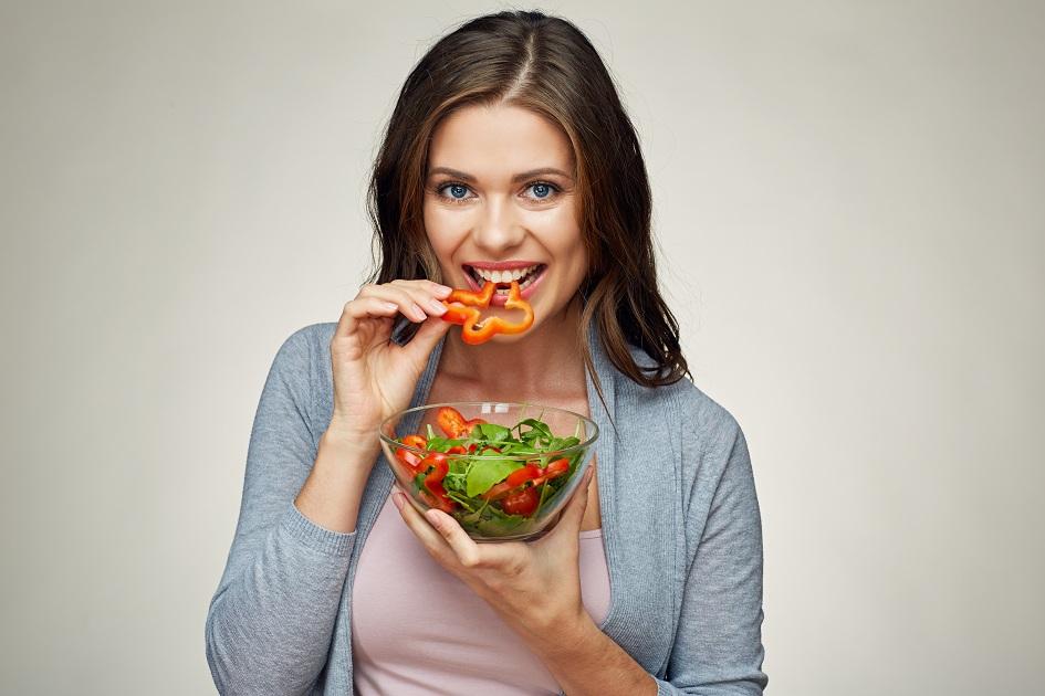 As saladas naturais, feitas com ingredientes fresquinhos e saudáveis, são ideais para controlar e prevenir o diabetes. Veja 3 opções!