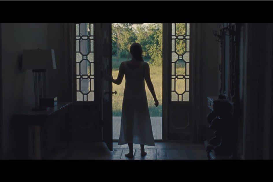 Jennifer Lawrence estrela teaser de “MÃE!”, que estreia 21 de setembro nos cinemas 