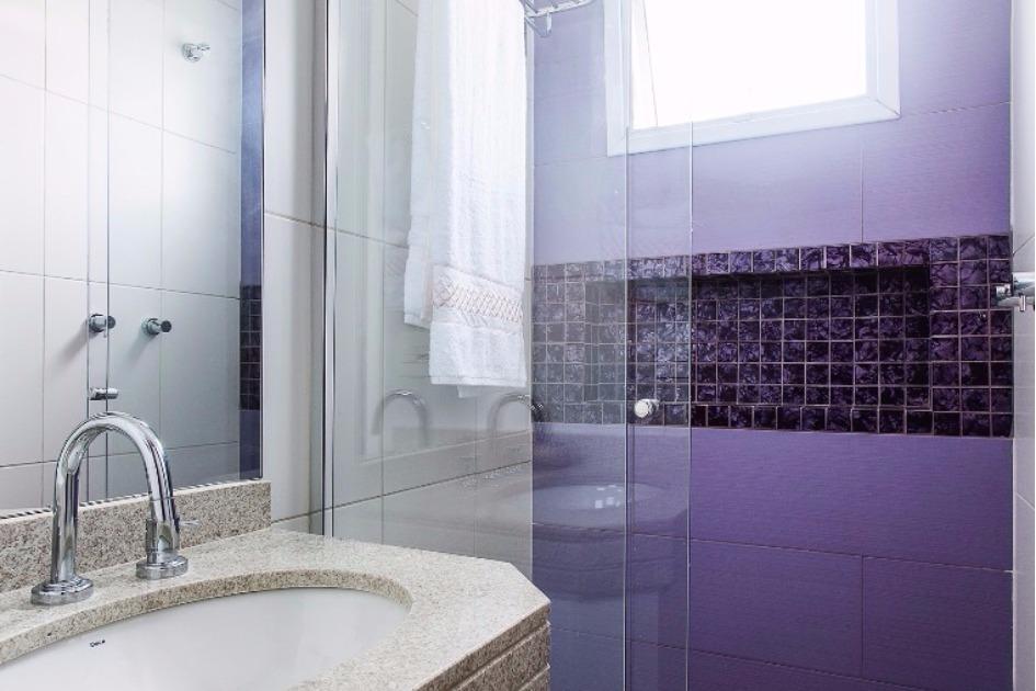 Banheiro moderno: decore o espaço de forma criativa! 
