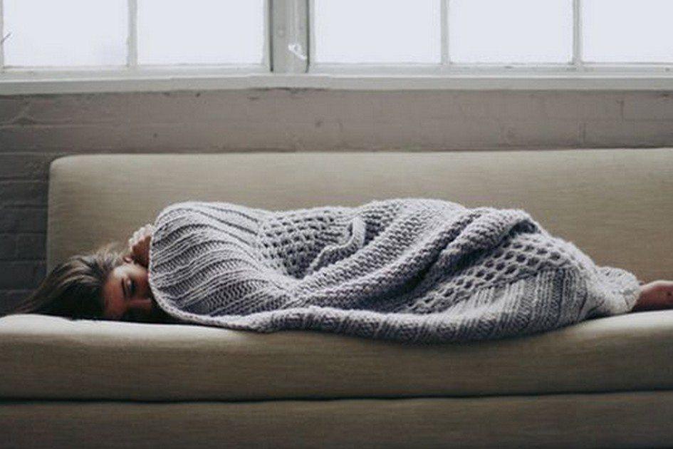 Um estudo mostrou que as pessoas que dormem seis horas ou menos por noite, possuem 3 centímetros a mais de cintura do que aqueles que dormem 9 horas