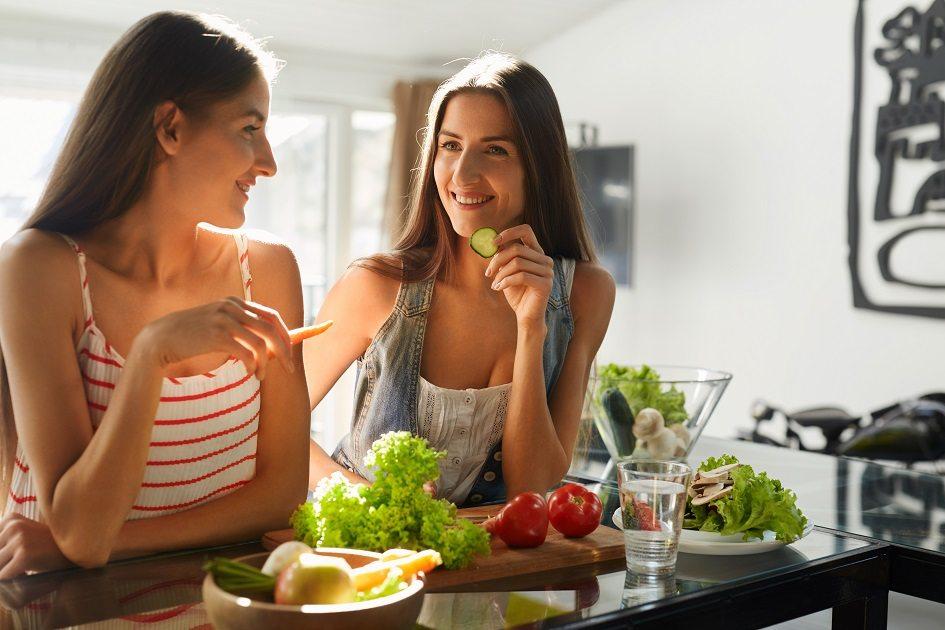 5 opções de saladas para controlar a glicemia e proteger a saúde 