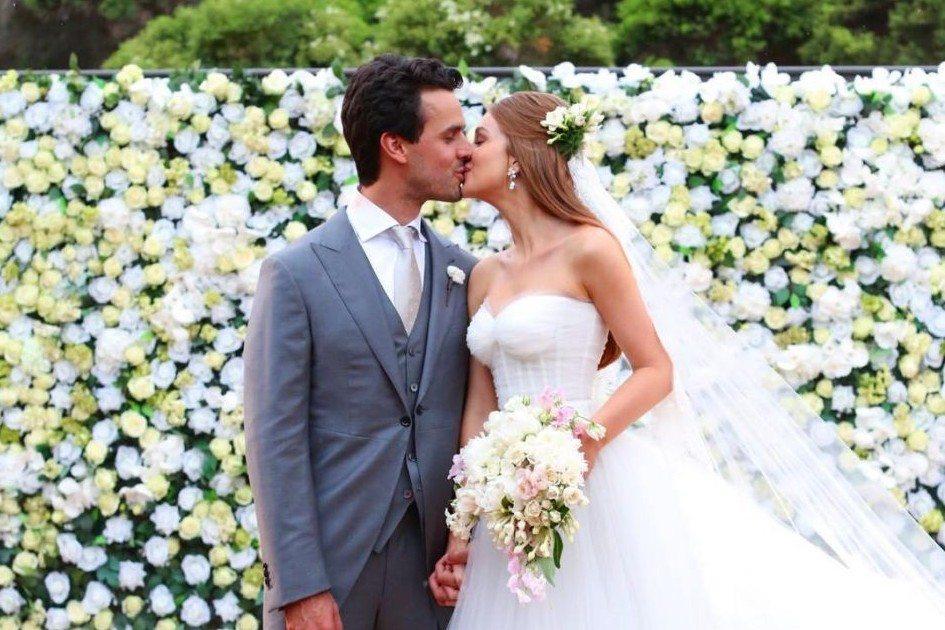 O casamento de Marina Ruy Barbosa e Xande Negrão movimentou o mundo dos famosos. Confira o vídeo oficial desse momento emocionante!