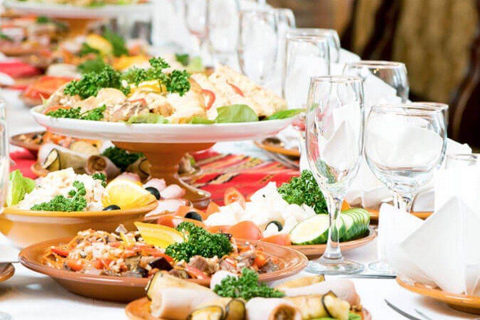 Jantar em casa: 9 dicas práticas para recepcionar os amigos 