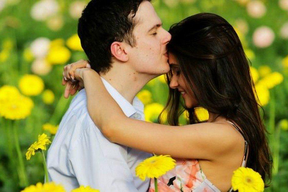 21 simpatias para conquistar alguém: agarre seu amor e seja feliz! 