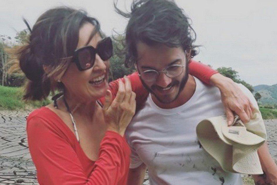 O amor está no ar! Nesta sexta-feira (17/11) o namorado de Fátima Bernardes, Túlio Gadelha, usou o Instagram para se declarar para a amada