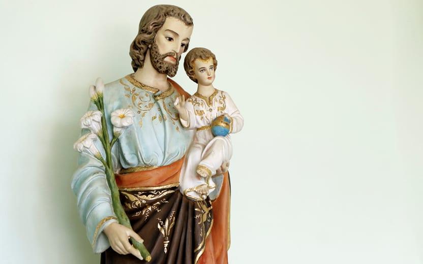 8 orações para São José abençoar sua vida profissional 