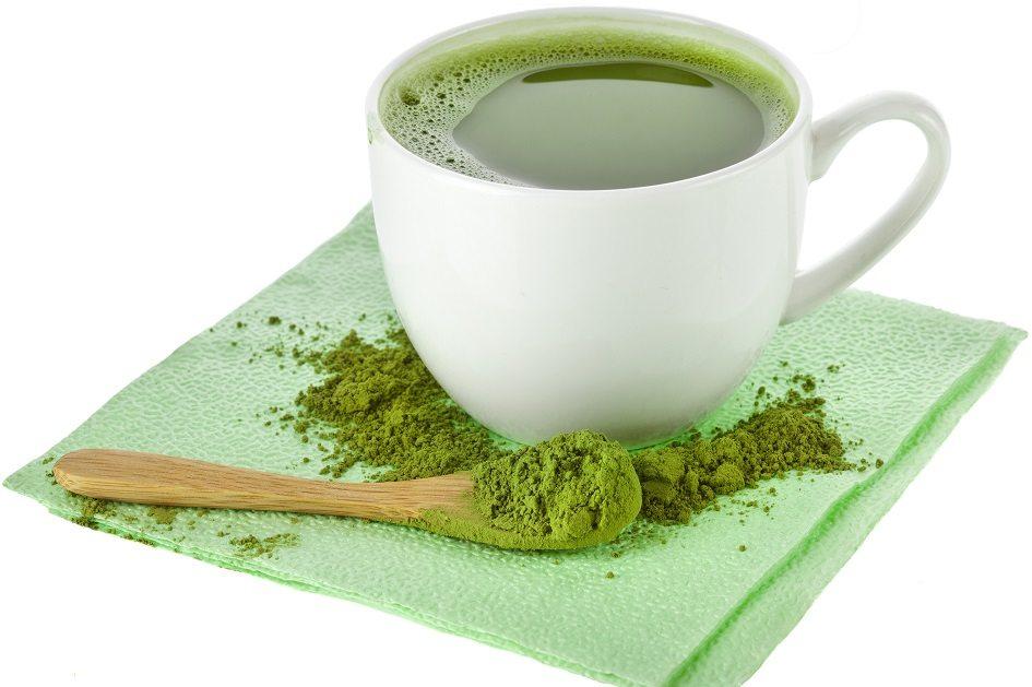 Gordura zero: conheça os benefícios de tomar chá verde 