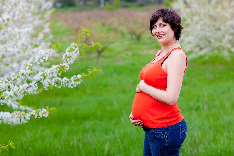 As mudanças ocorridas com o corpo na gravidez deixam muitas mulheres em dúvida sobre como usar o protetor solar durante a gestação