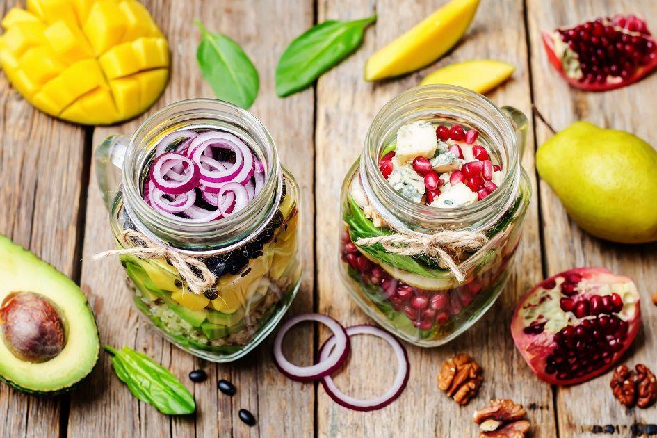 Salada com avocado: aposte na fruta para tornar seu cardápio mais nutritivo 