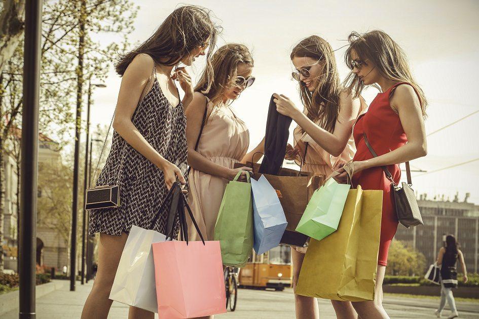 Ir às compras é sempre um prazer, ainda mais economizando! Conheça os meses ideais para cada tipo de compra e poupe dinheiro!