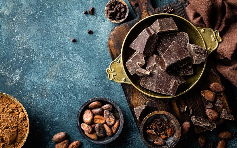 Se comer doce já era bom demais, imagine depois que você descobrir quais são os 10 benefícios do chocolate para sua saúde. Confira!