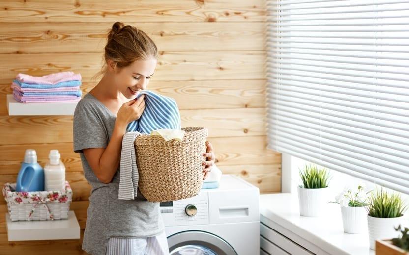Saiba como usar o desinfetante da forma correta para lavar roupas 